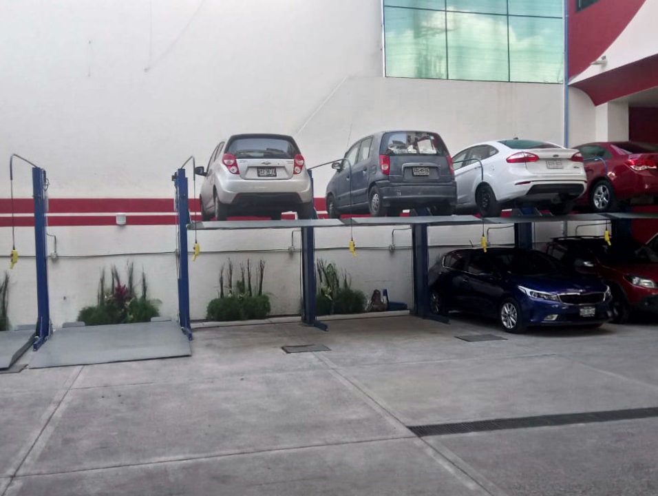 Duplicador de estacionamiento para autos